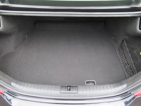 Used 2021 Genesis G70 2.0T Elite image 26