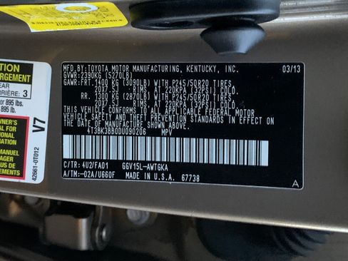 Used 2013 Toyota Venza LE image 19