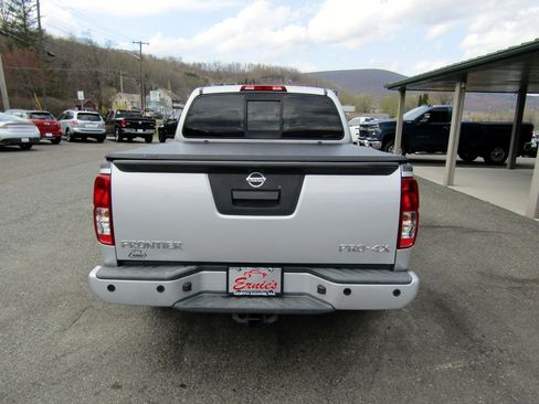 Used 2019 Nissan Frontier AWD/4WD image 7