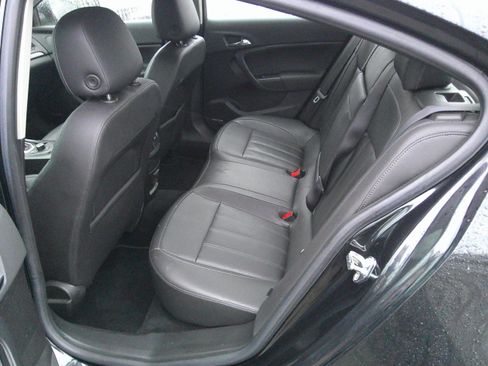 Used 2011 Buick Regal CXL Turbo image 11