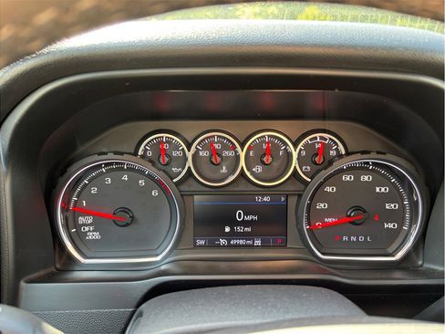 Used 2020 Chevrolet Silverado 1500 LT image 21