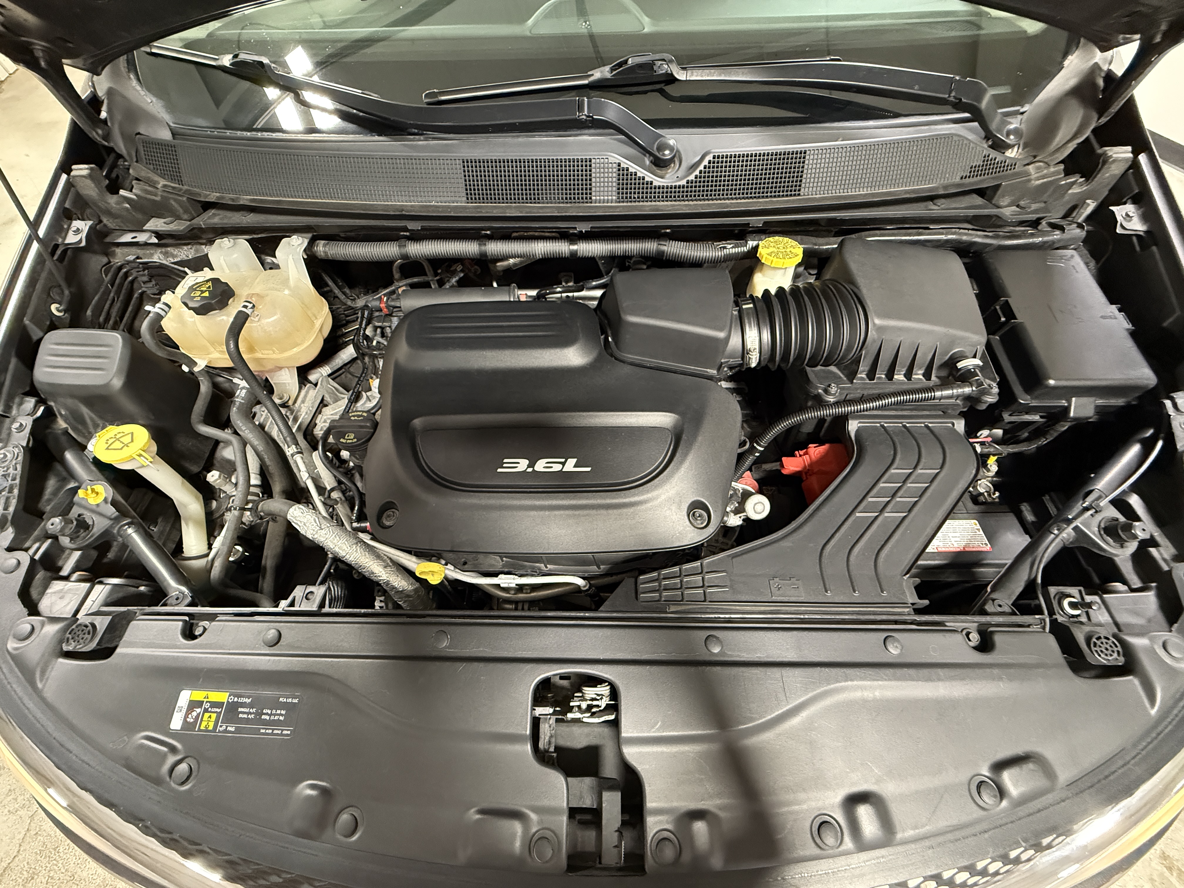 Used 2018 Chrysler Pacifica Touring-L FWD image 33