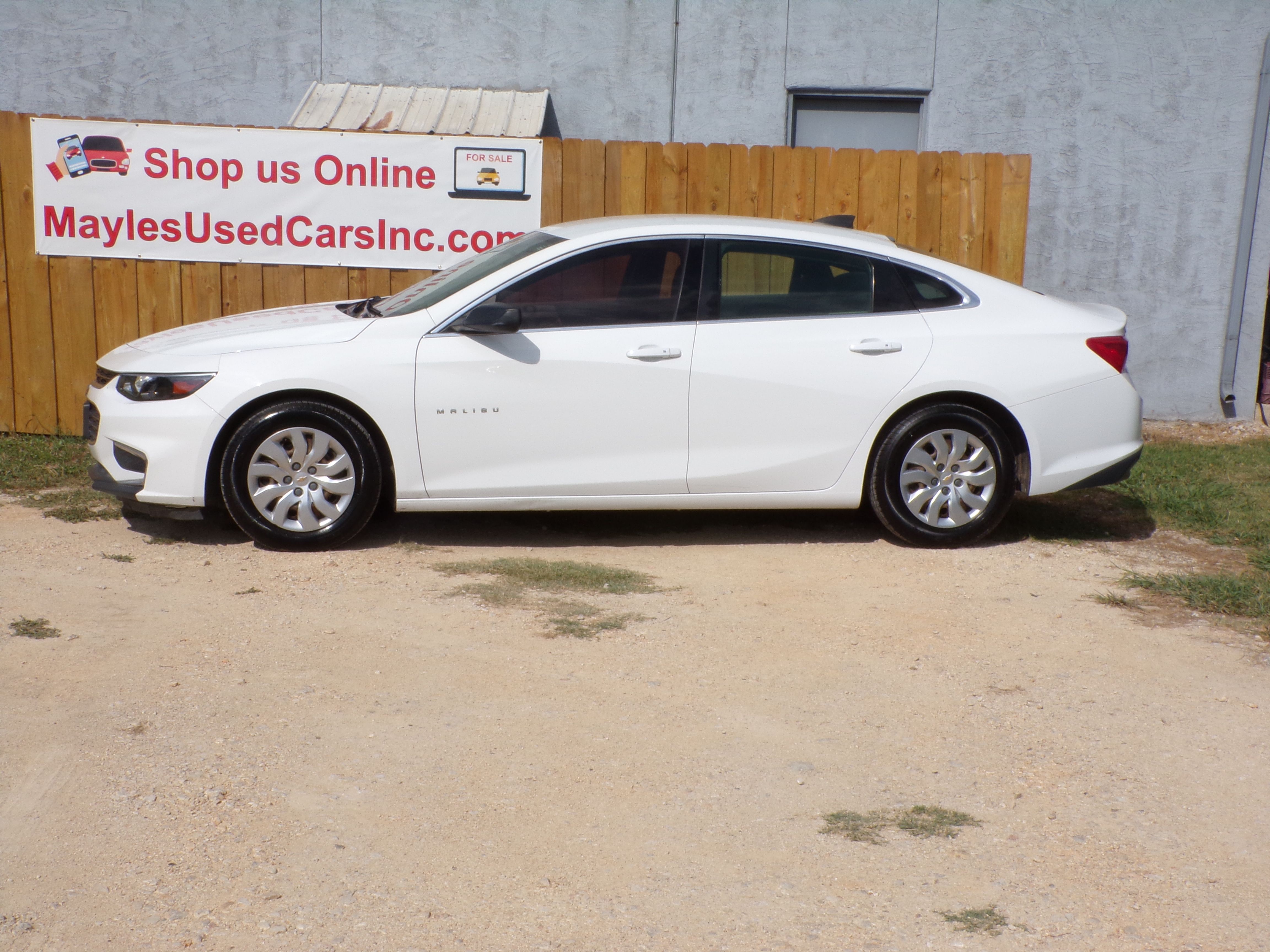 Used 2016 Chevrolet Malibu L FWD image 1