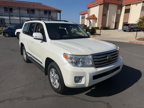 Used 2013 Toyota Land Cruiser UNAVAIL AWD/4WD image 11