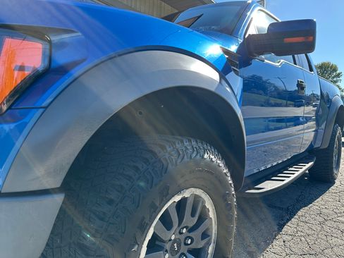 Used 2010 Ford F150 Raptor image 9