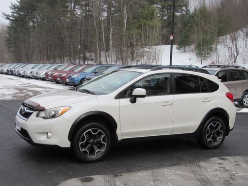 Used 2014 Subaru XV Crosstrek 2.0i Premium image 2