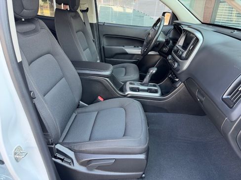 Used 2022 Chevrolet Colorado LT image 18