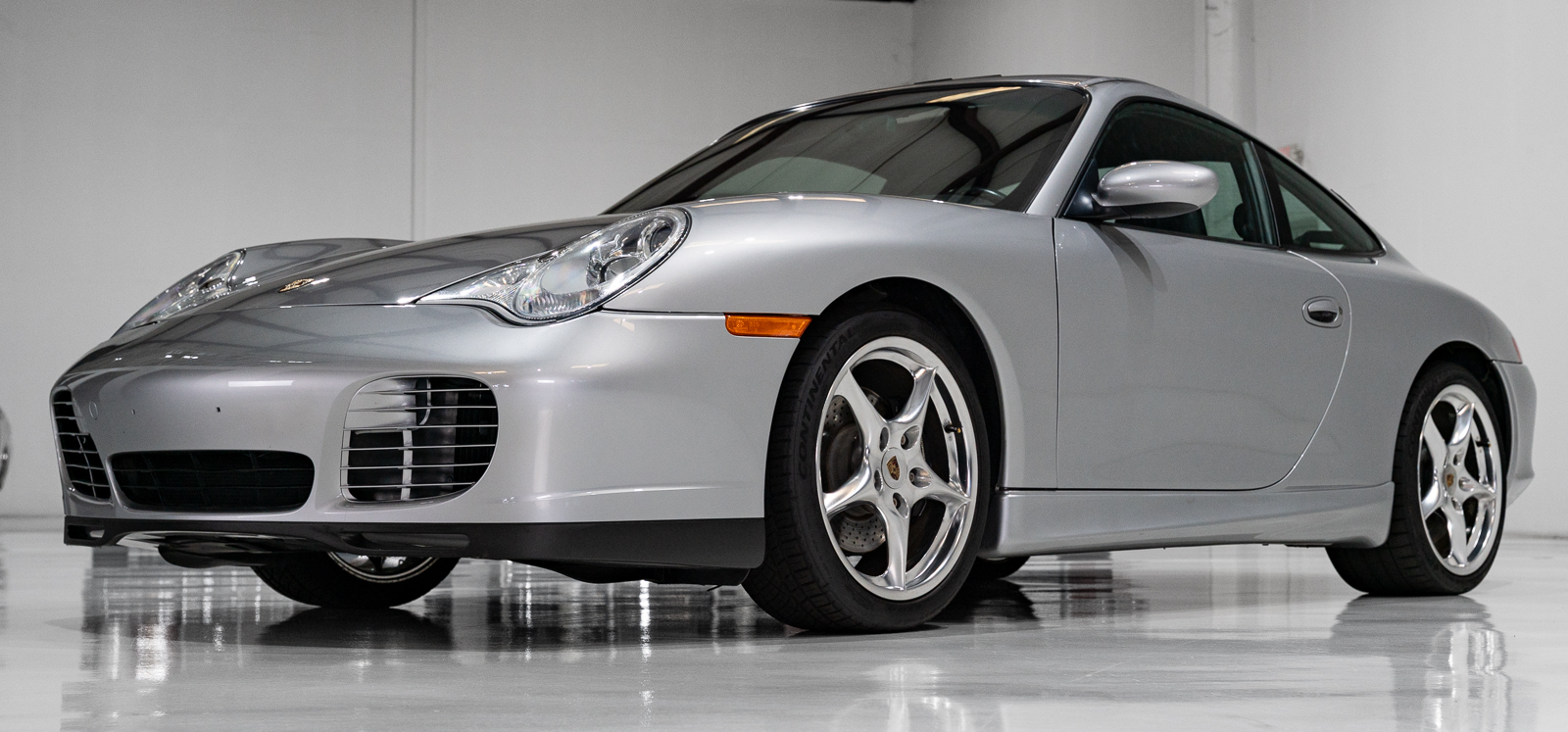 Used 2004 Porsche 911 40th Anniversary Coupe RWD image 31