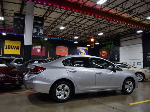 Used 2015 Honda Civic LX image 8
