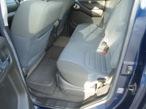 Used 2006 Nissan Frontier SE image 7