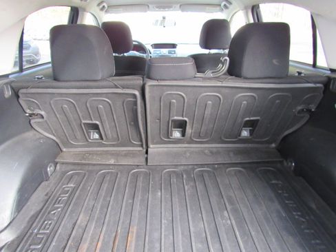 Used 2013 Subaru XV Crosstrek 2.0i Premium image 16