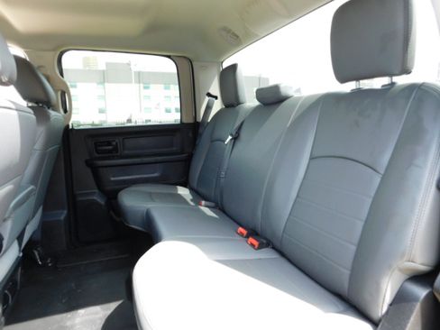 Used 2018 RAM 2500 Tradesman image 15