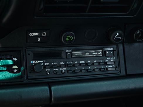 Used 1988 Porsche 911 Carrera image 37