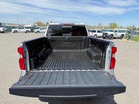 Used 2020 Chevrolet Silverado 1500 4x4 Crew Cab LT image 5