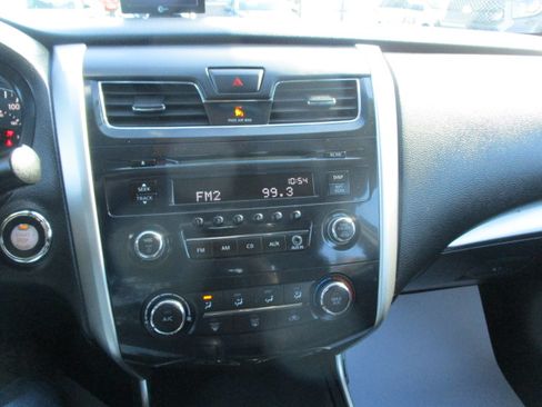 Used 2013 Nissan Altima 2.5 S image 37