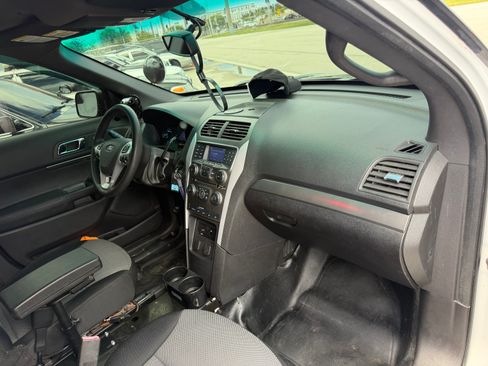 Used 2014 Ford Explorer 4WD Police Interceptor image 26