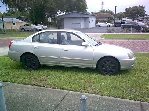 Used 2005 Hyundai Elantra image 3