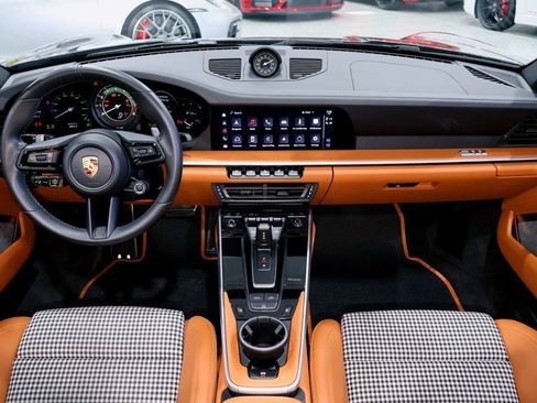 Used 2024 Porsche 911 Turbo S Cabriolet AWD/4WD image 28