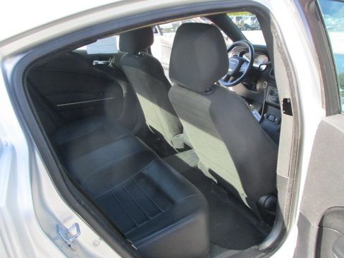 Used 2016 Dodge Charger SE image 23