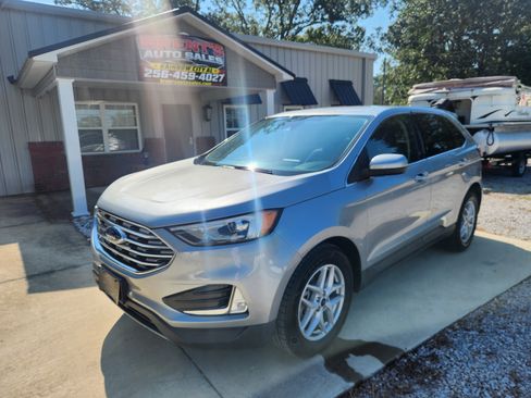 Used 2021 Ford Edge FWD image 2