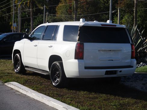 Used 2016 Chevrolet Tahoe image 3