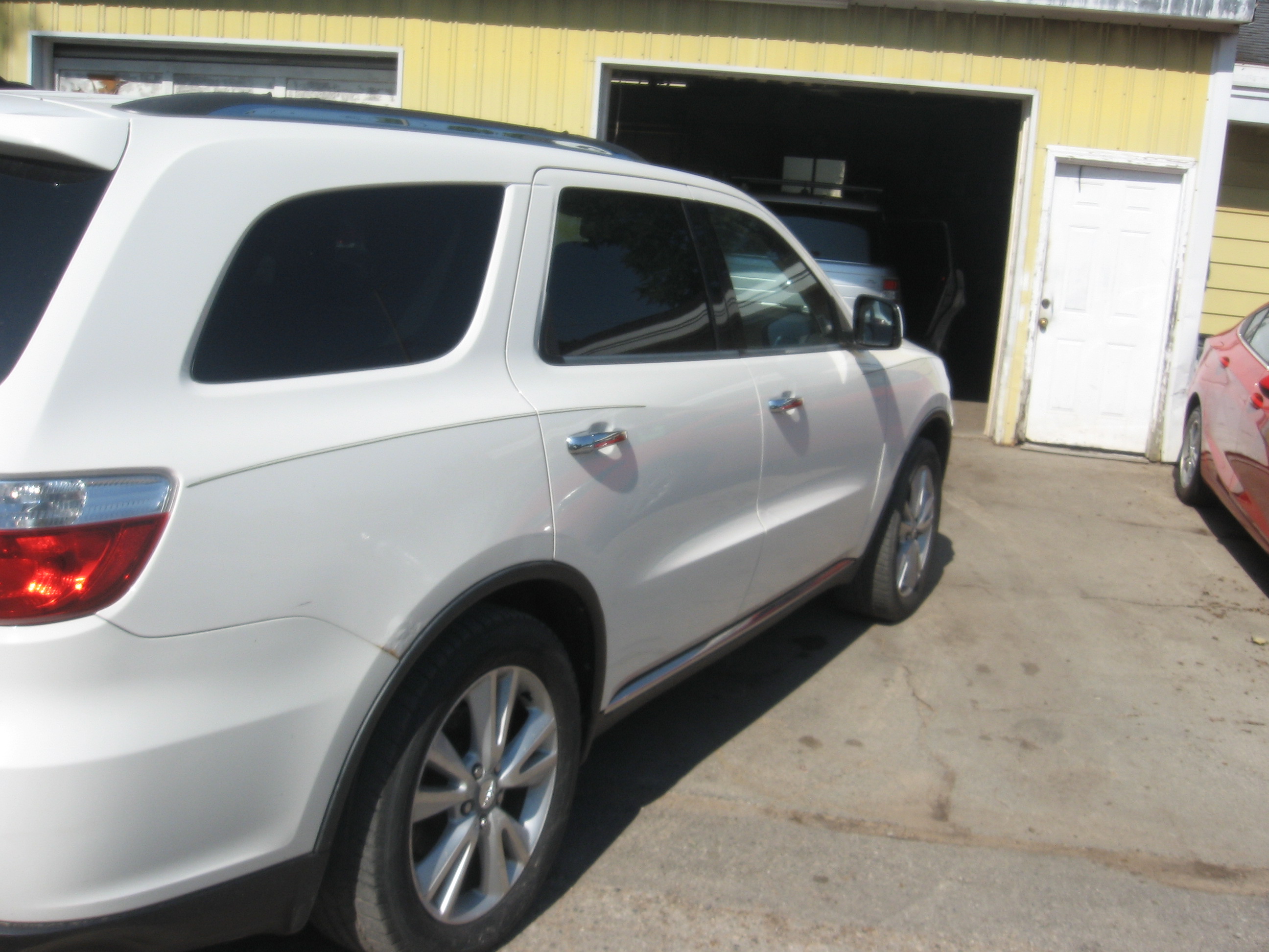 Used 2011 Dodge Durango AWD Crew image 4