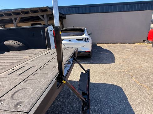 Used 2022 Ford F250 Super Duty Platinum image 7