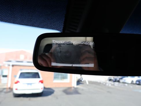 Used 2022 Mercedes-Benz Sprinter 2500 image 17