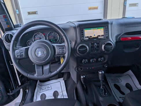 Used 2015 Jeep Wrangler Unlimited Willys Wheeler image 9