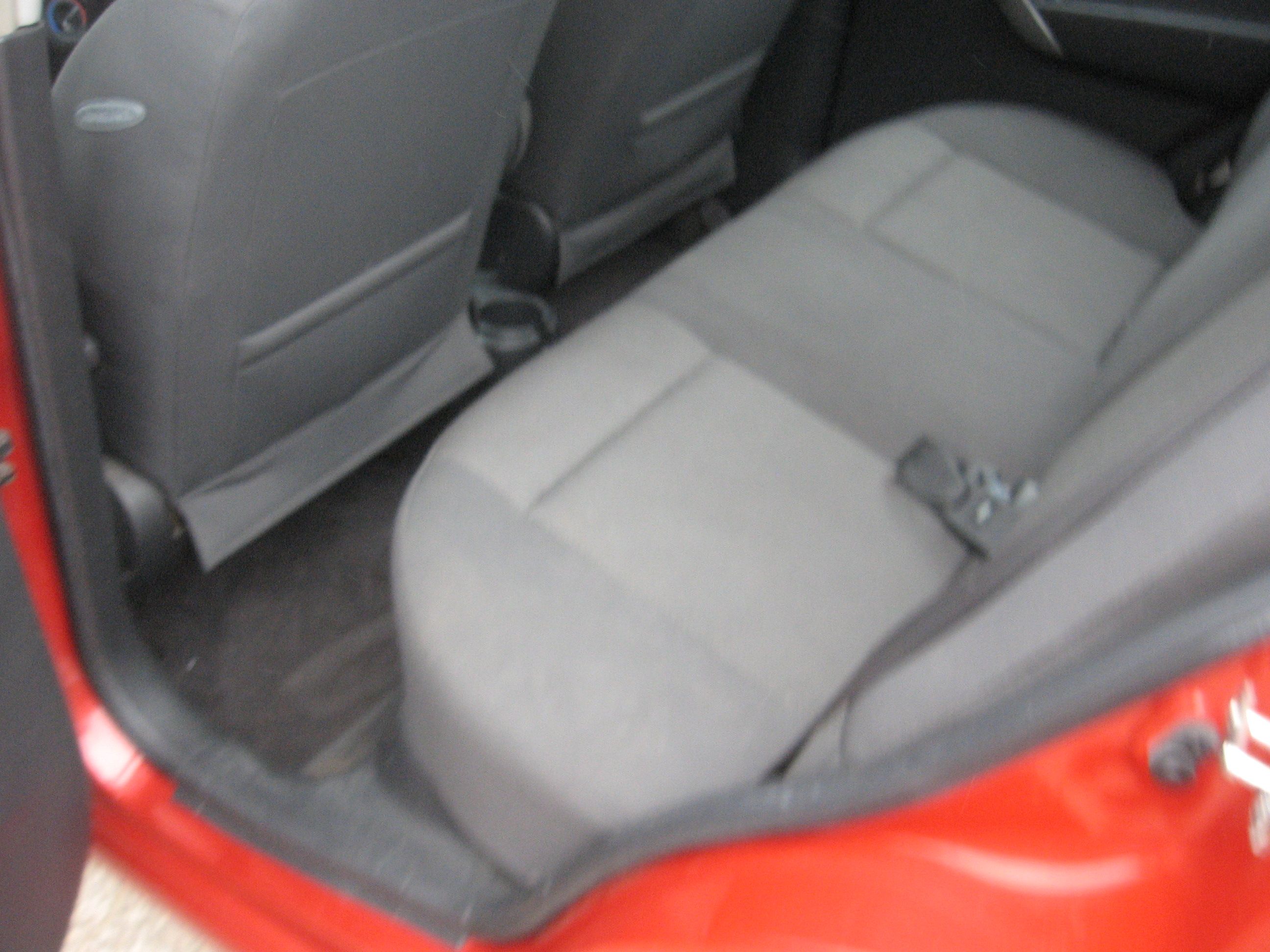 Used 2008 Chevrolet Aveo Sedan FWD image 8