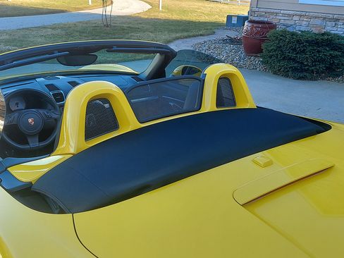 Used 2014 Porsche Boxster S image 39