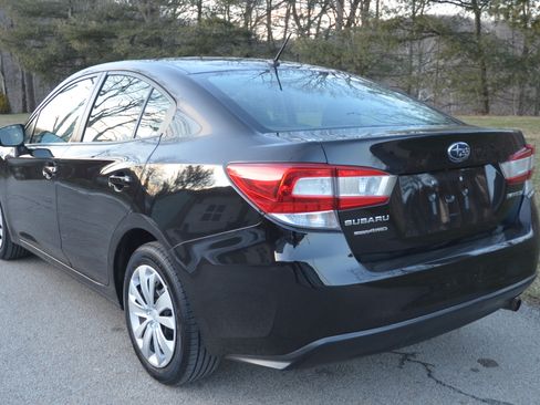 Used 2020 Subaru Impreza 2.0i image 3