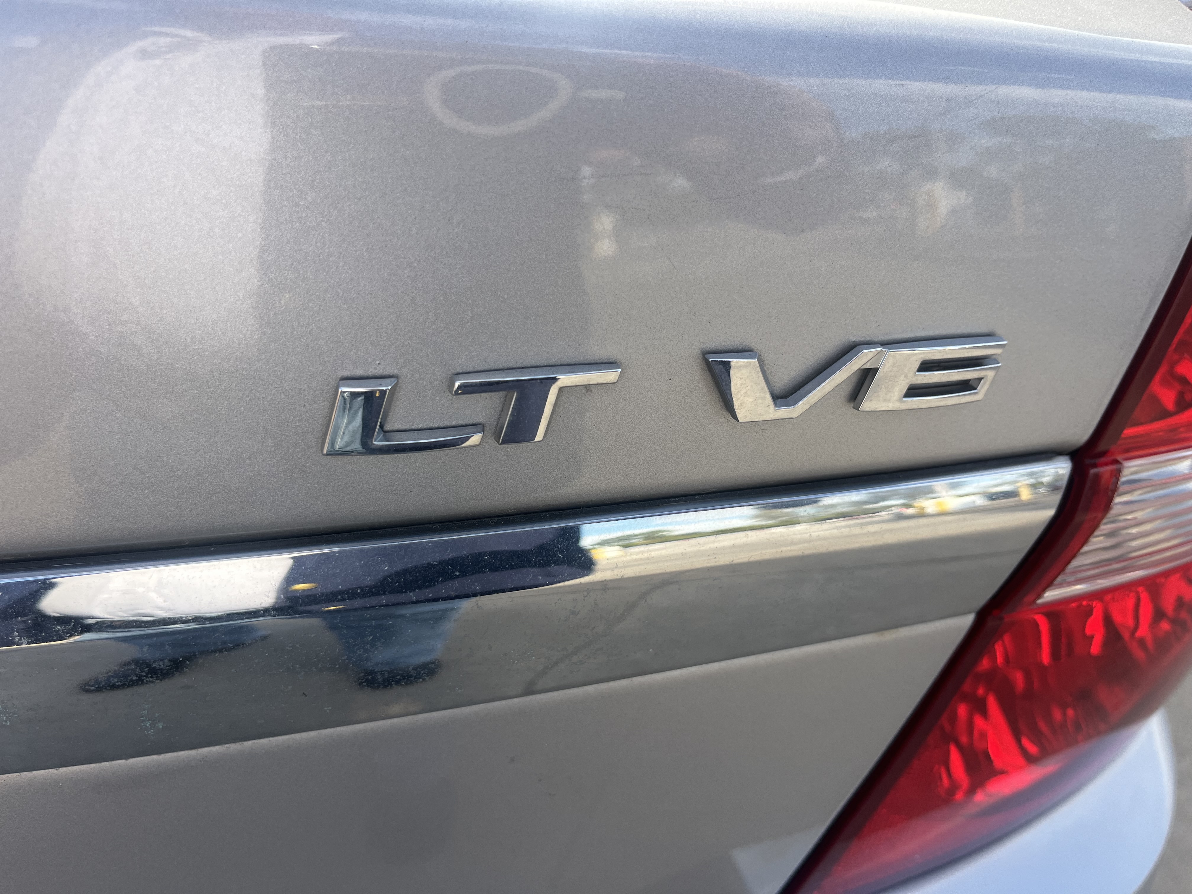 Used 2007 Chevrolet Malibu LT V6 FWD image 16
