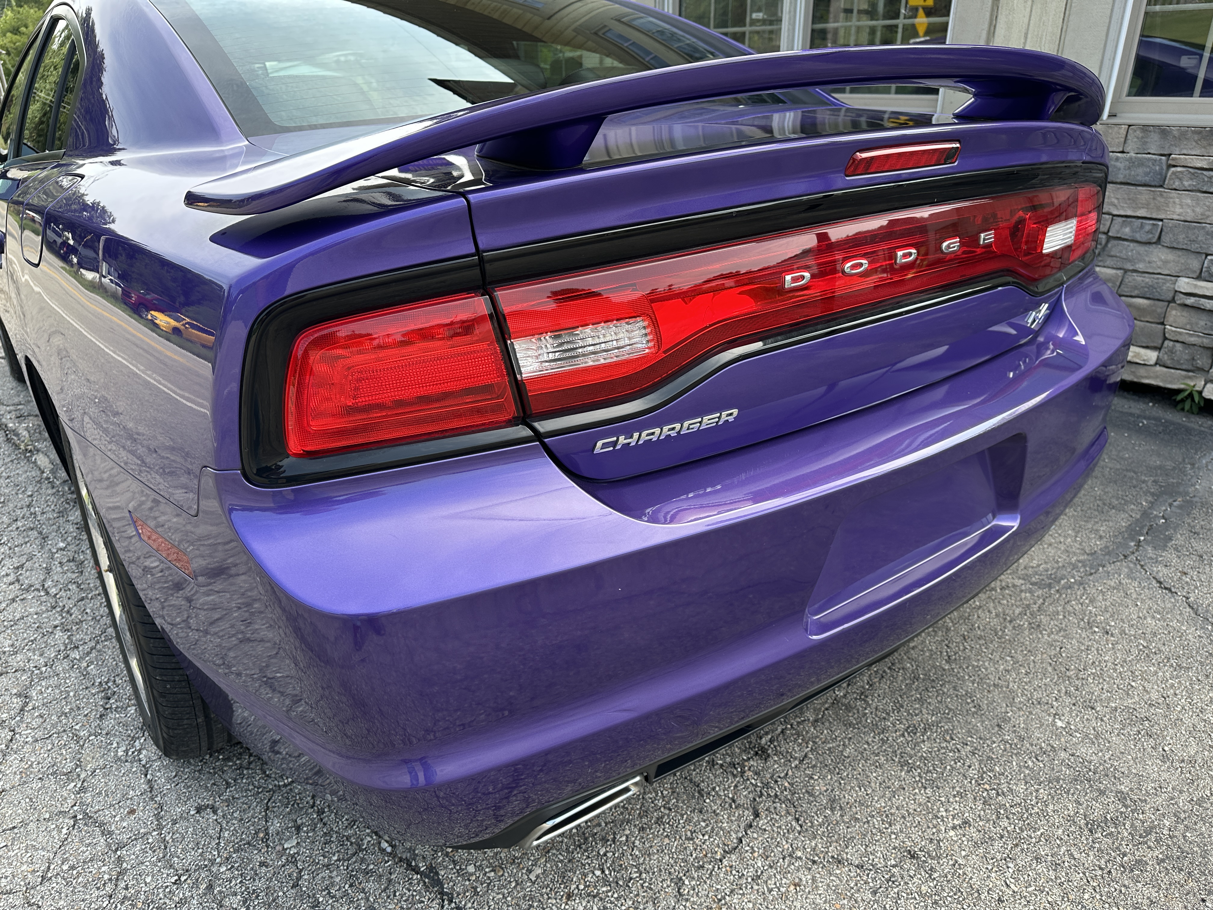 Used 2014 Dodge Charger R/T RWD image 8