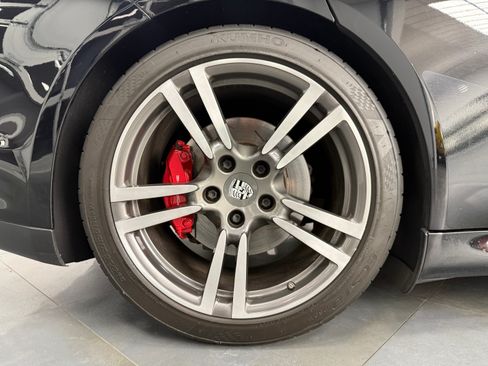 Used 2013 Porsche Panamera GTS image 15