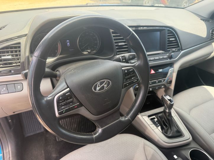 Used 2017 Hyundai Elantra SE FWD image 7