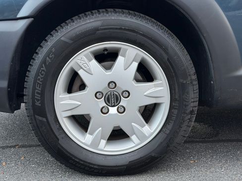 Used 2005 Volvo XC70 image 28