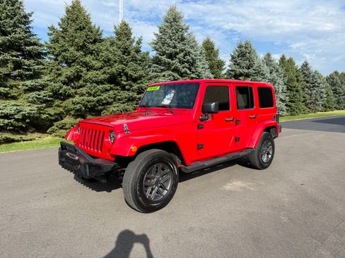 Used 2012 Jeep Wrangler Unlimited Sahara image 1