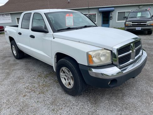 Used 2005 Dodge Dakota 4x4 Quad Cab SLT image 7