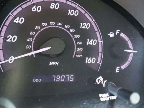 Used 2011 Toyota Avalon Limited FWD image 22