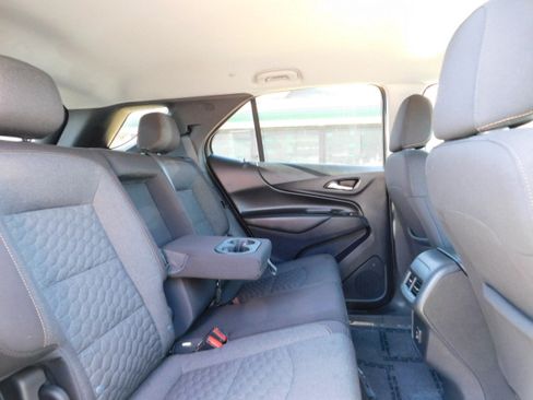 Used 2021 Chevrolet Equinox LT image 25
