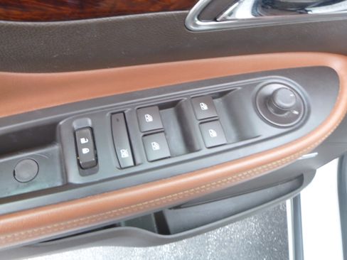 Used 2013 Buick Encore Premium image 12