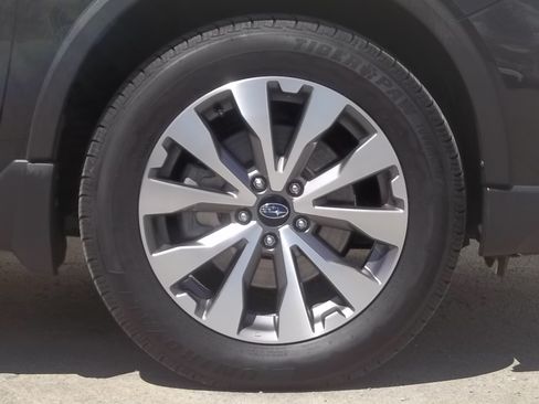 Used 2017 Subaru Outback 3.6R Touring image 15