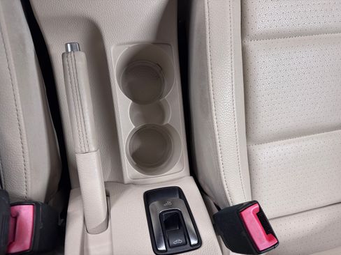 Used 2015 Volkswagen Eos Komfort image 12