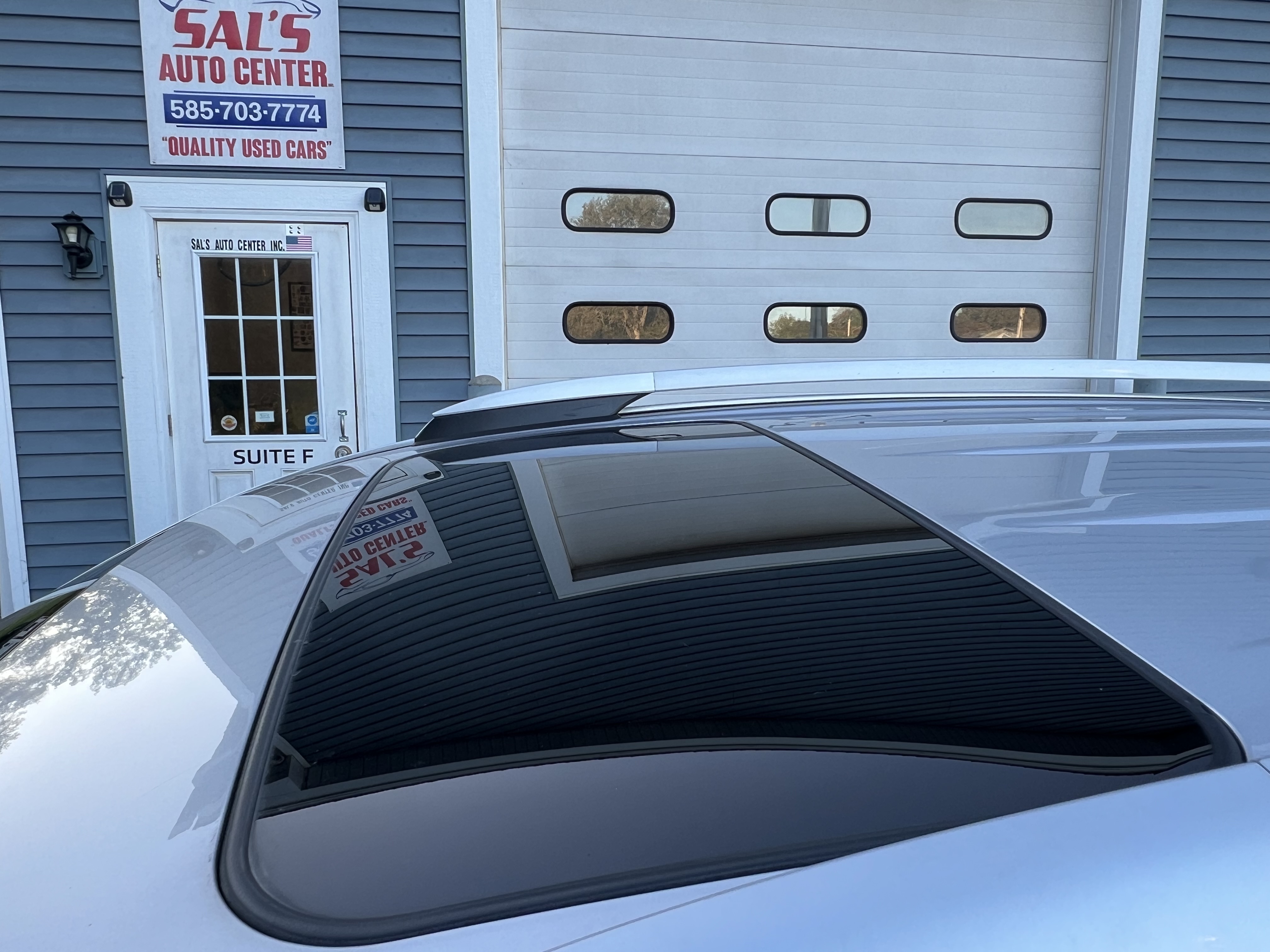 Used 2015 Toyota RAV4 AWD XLE image 5