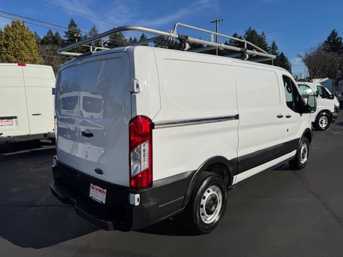 Used 2019 Ford Transit 250 image 6