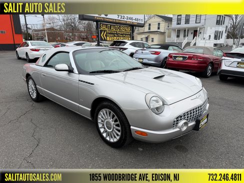 Used 2004 Ford Thunderbird image 1