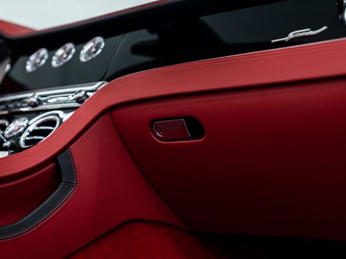 Used 2025 Bentley Continental GTC Speed image 40