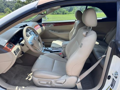 Used 2008 Toyota Solara SLE image 4