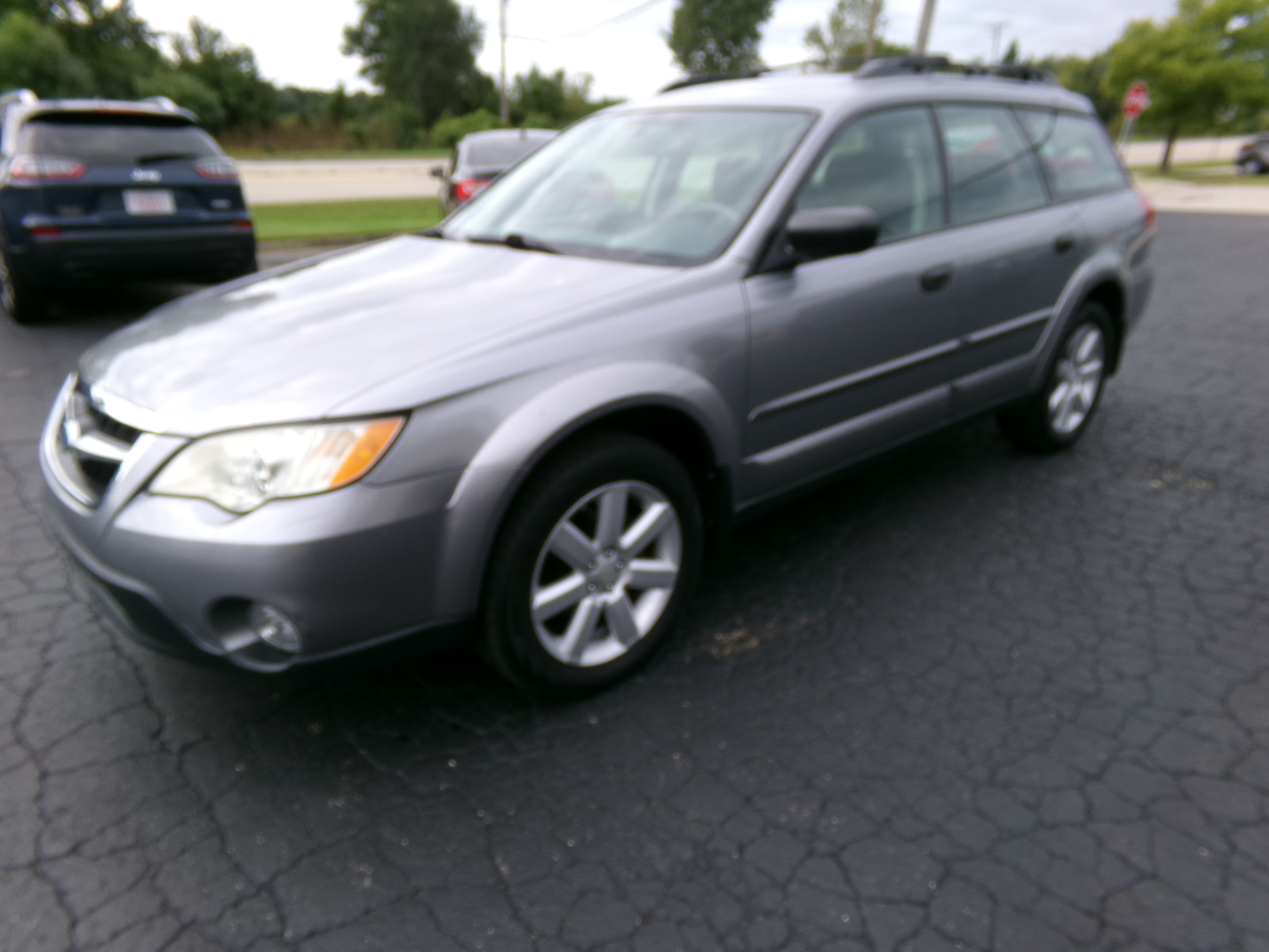 Used 2008 Subaru Outback 2.5i Wagon AWD/4WD image 1
